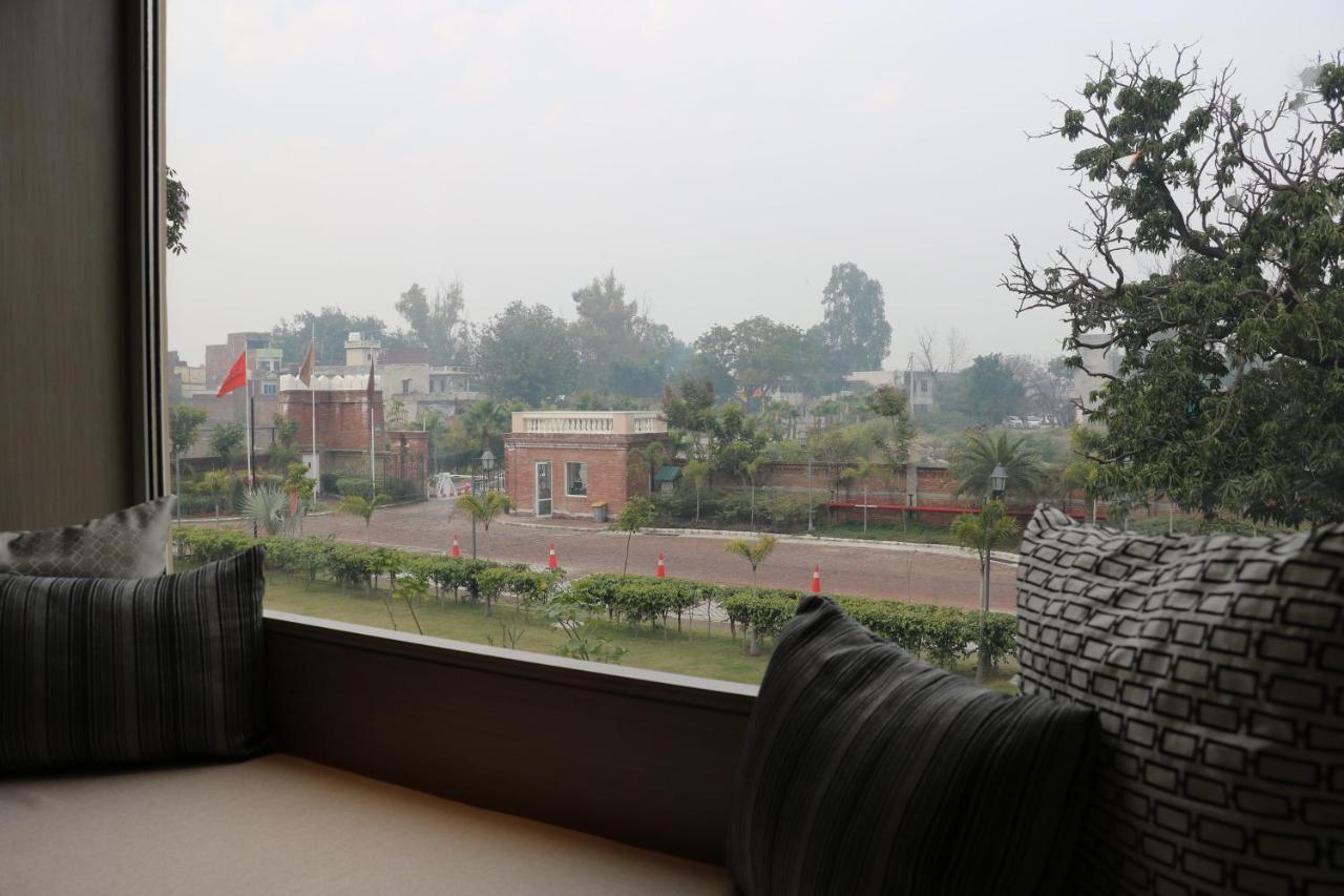 Welcomhotel By Itc Hotels, Raja Sansi, Amritsar Esterno foto
